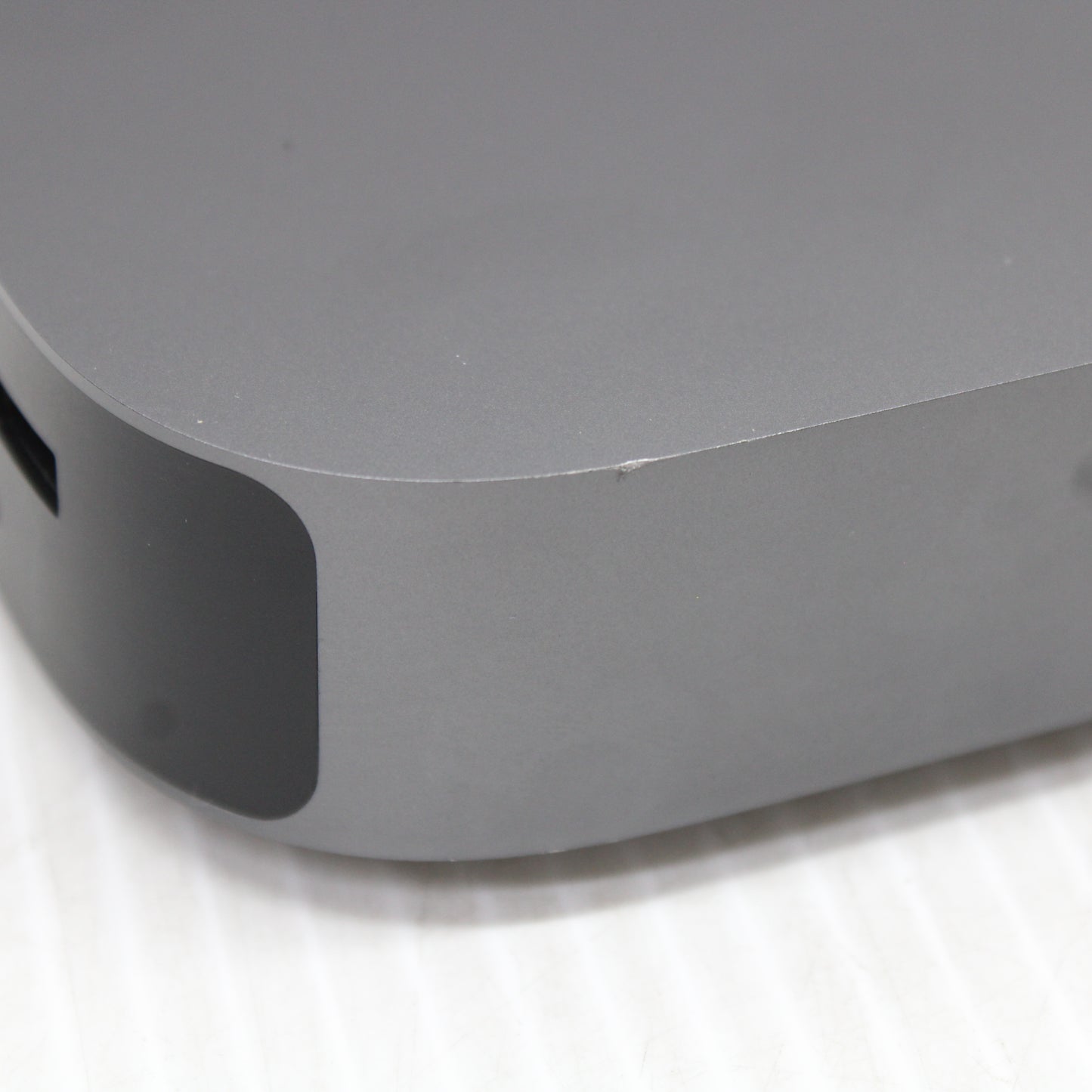 Apple | Mac mini (2018) | Intel Core i7-8700B | 8GB DDR4 2667MHz (2 modules) | 2 TB NVMe SSD | Very Good - Refurbished