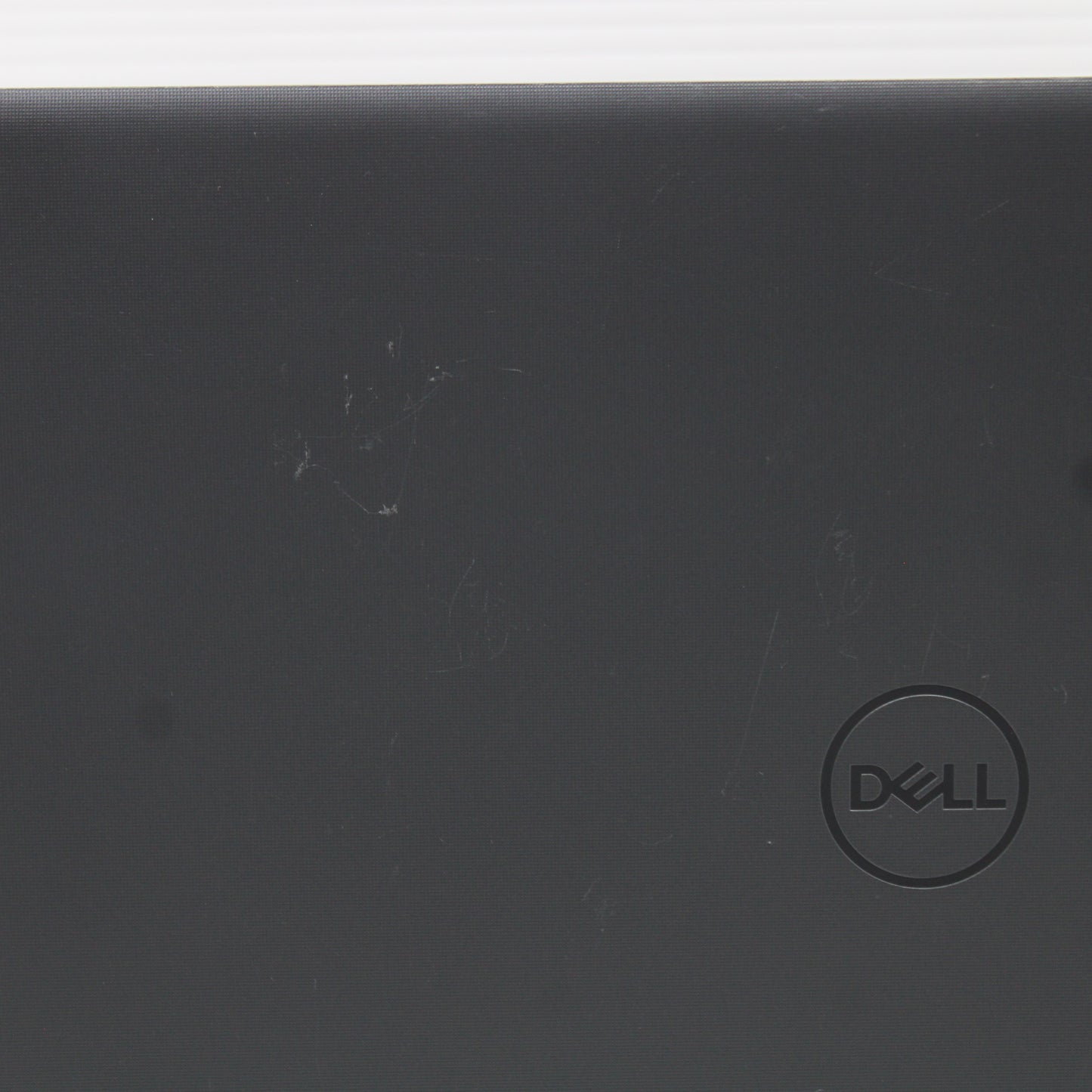 Dell | 15 3510 | 11th Gen i3-1115G4 | 8GB DDR4 3200MHz (1 module) | 256GB NVMe SSD | For parts or not working