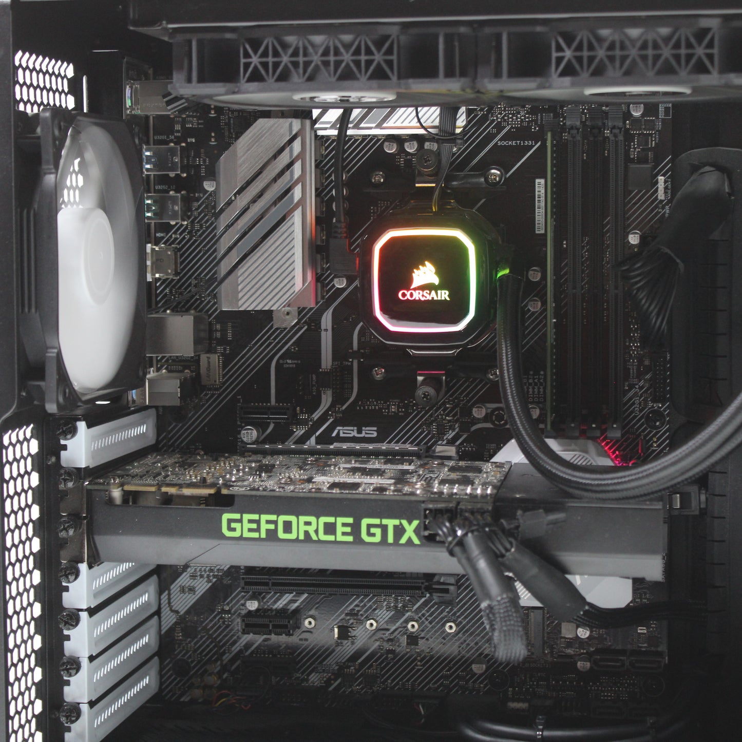 ASUS PRIME Ryzen 9 X570-P PC 8GB RAM 2TB SSD + 1TB NVMe SSD AMD 3900X Windows 11