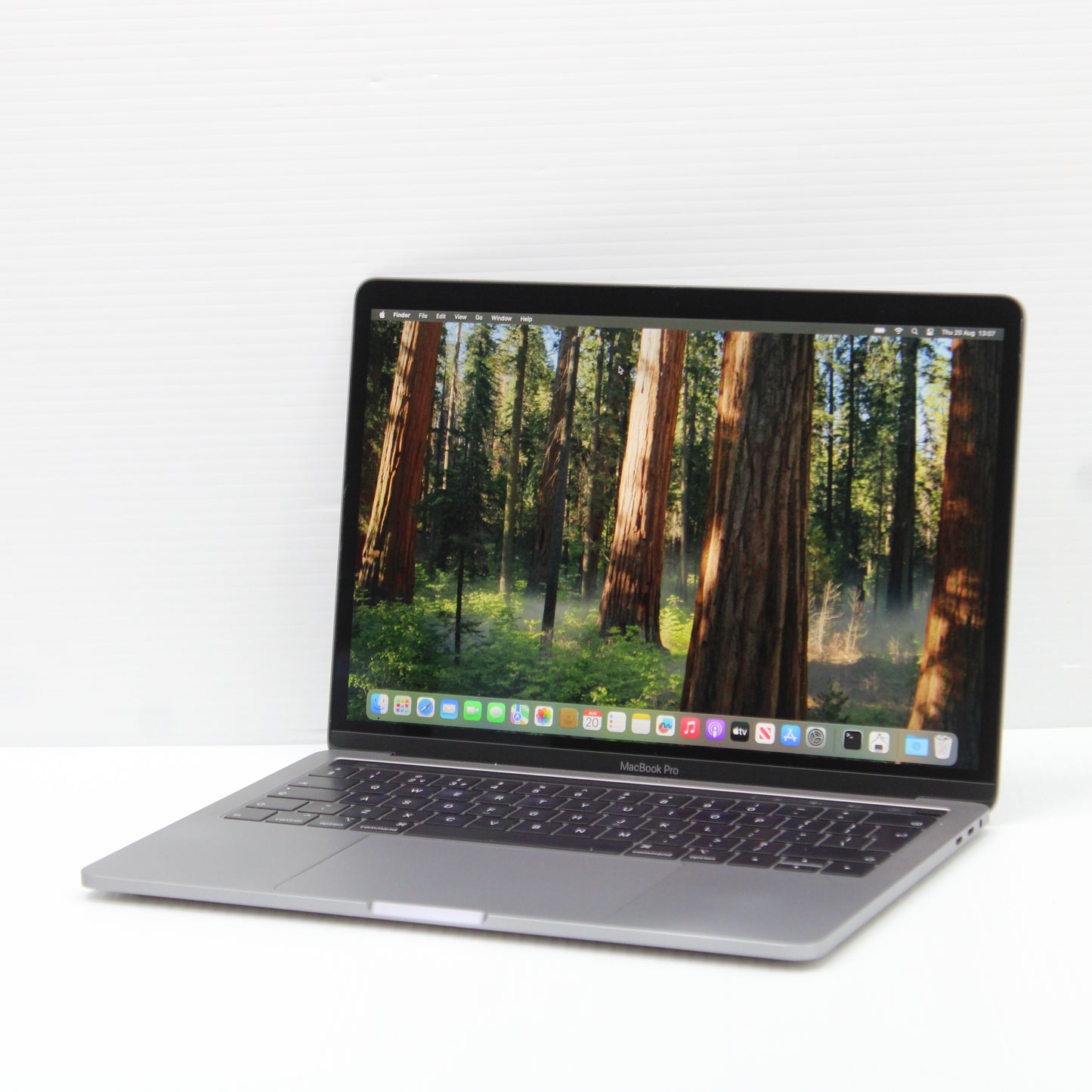 Apple MacBook Pro i7 (13-inch, 2019) 13.3 in 16GB RAM 500GB NVMe macOS Sequoia