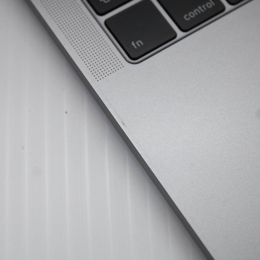 Apple MacBook Pro i7 (13-inch, 2019) 13.3 in 16GB RAM 500GB NVMe macOS Sequoia