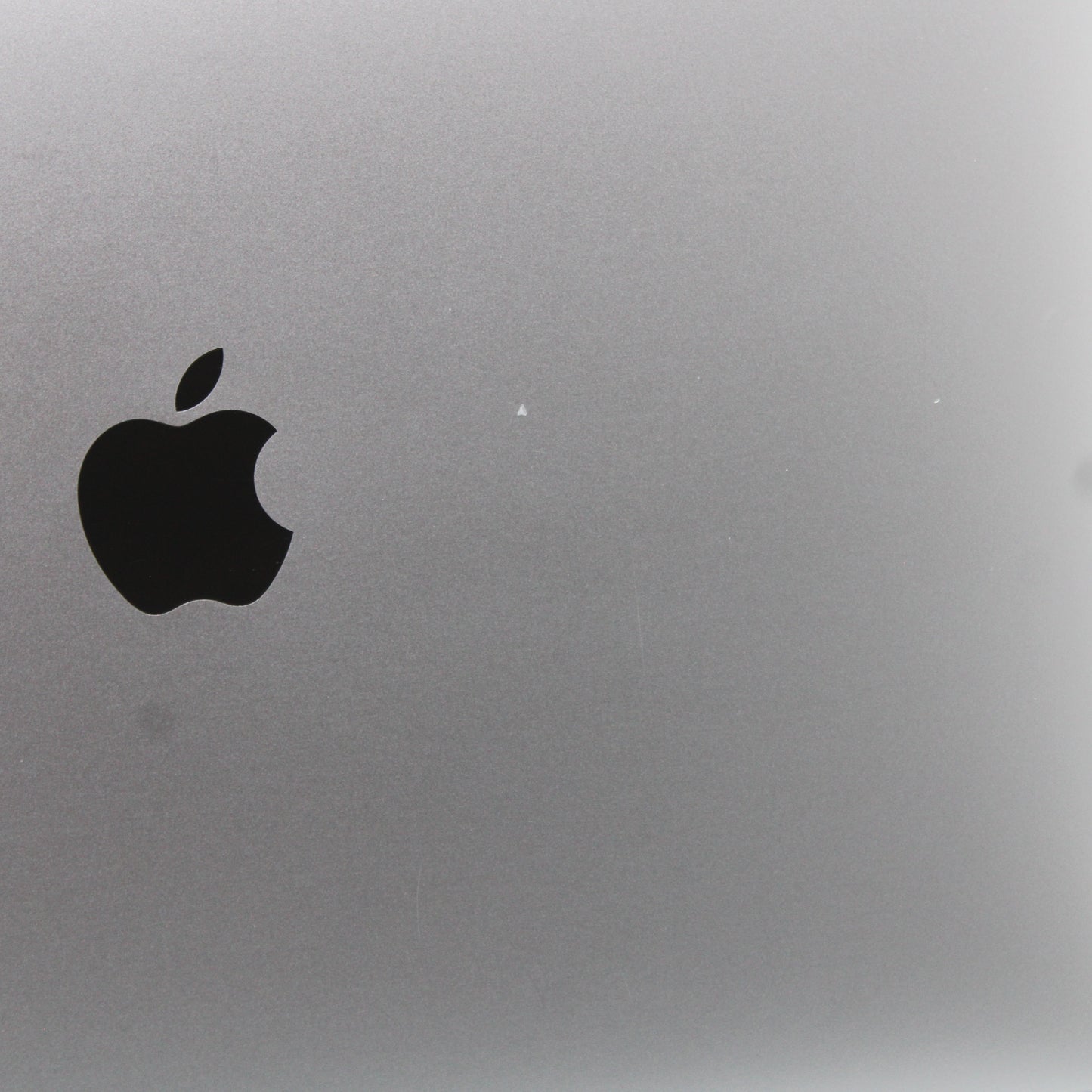 Apple MacBook Pro i7 (13-inch, 2019) 13.3 in 16GB RAM 500GB NVMe macOS Sequoia