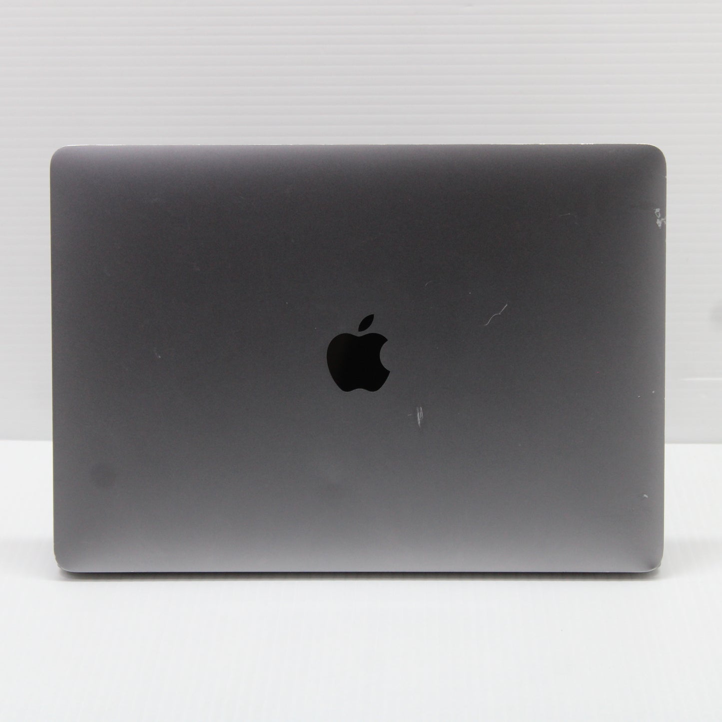 Apple MacBook Pro i7 (13-inch 2017) 13.3 in 16GB RAM 500GB NVMe macOS Ventura