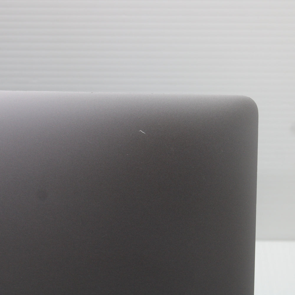 Apple MacBook Pro i9 (16-inch, 2019) 16 in 64GB RAM 2TB NVMe 9980HK macOS Tahoe