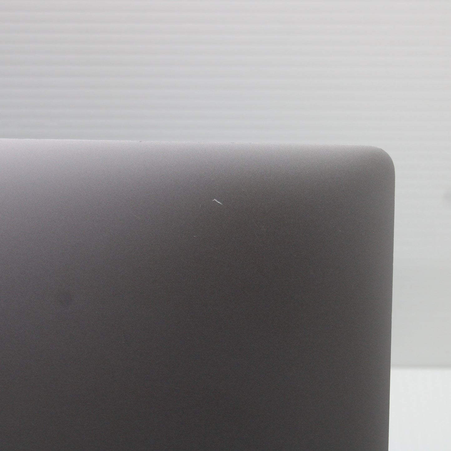 Apple MacBook Pro i9 (16-inch, 2019) 16 in 64GB RAM 2TB NVMe 9980HK macOS Tahoe