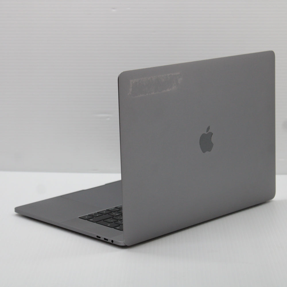 Apple MacBook Pro i9 (15-inch, 2018) 15.4 in 32GB RAM 1TB NVMe 8950HK Sequoia