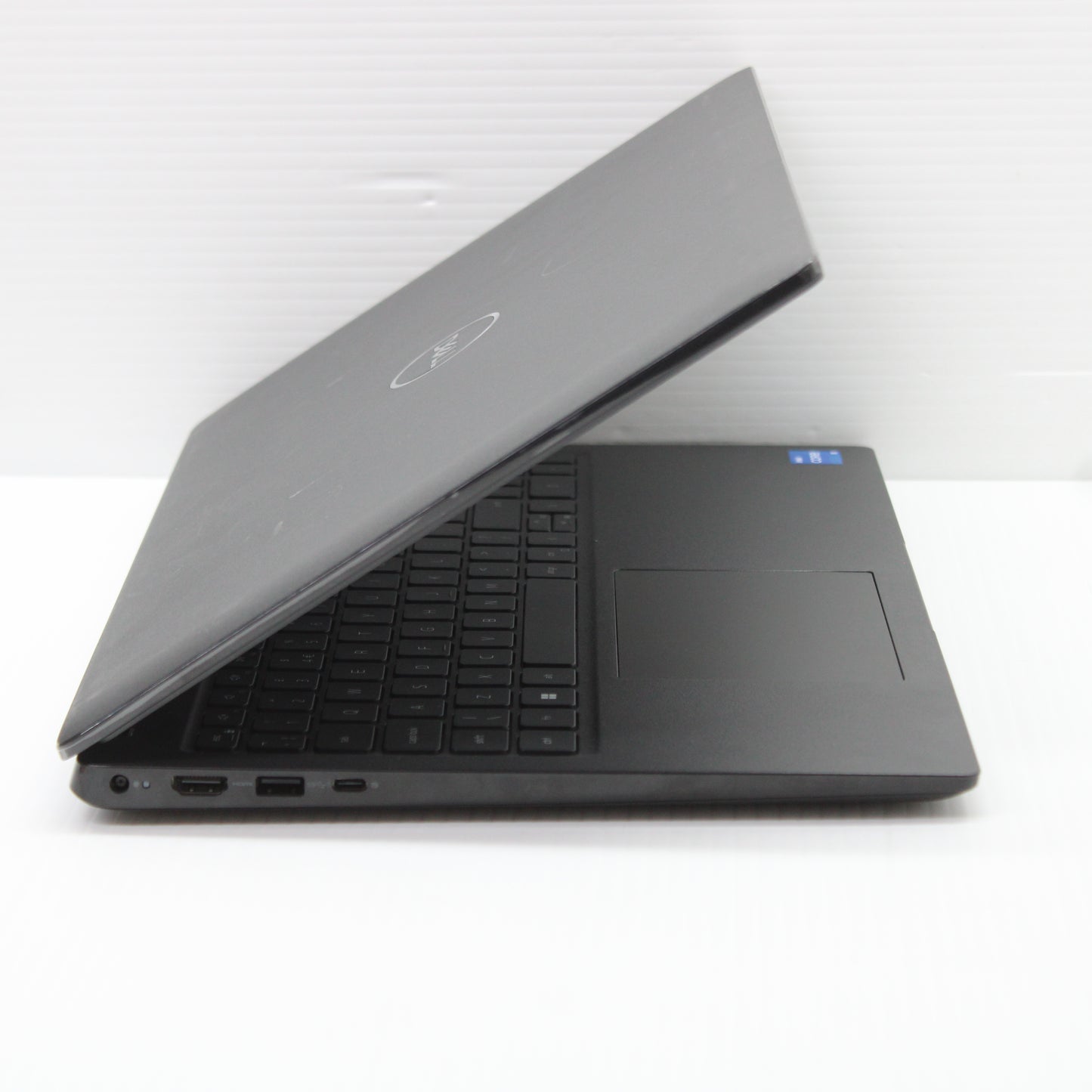 Dell Latitude 3520 Laptop 15.6 inch 8GB RAM 256GB NVMe SSD 11th Gen i5-1135G7 WiFi Windows 11 Pro