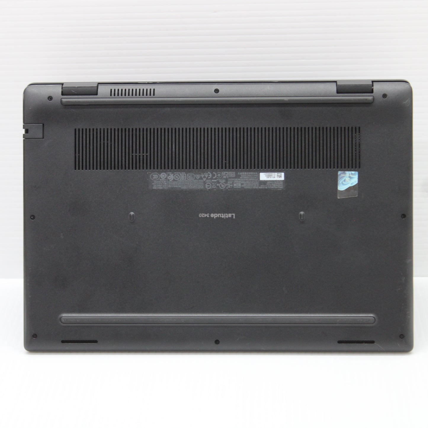 Dell Latitude i5 Laptop 3420 14 in 8GB RAM 256GB NVMe Intel 1135G7 Windows 11