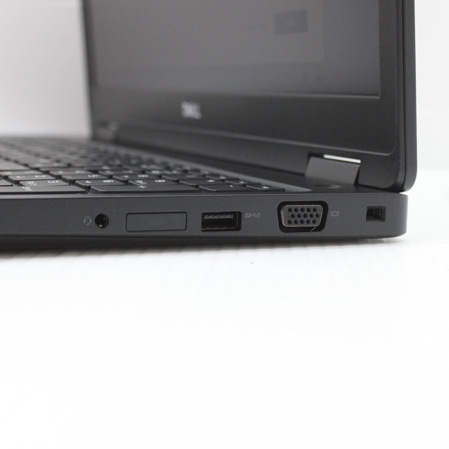 Dell Precision 3530 Laptop 15.6 inch 32GB RAM 512GB SSD Intel Core i7-8850H NVIDIA Quadro P600 4GB Windows 11 Pro