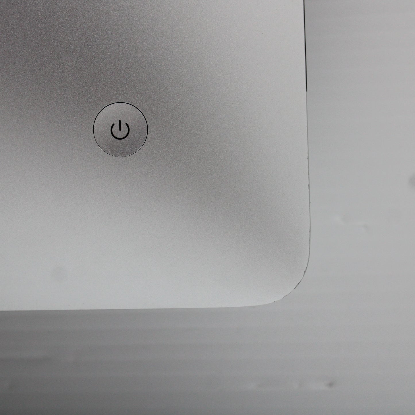 Apple iMac i5 (21.5-inch, 2017) 8GB RAM 1TB HDD Intel 7360U WiFi macOS Ventura