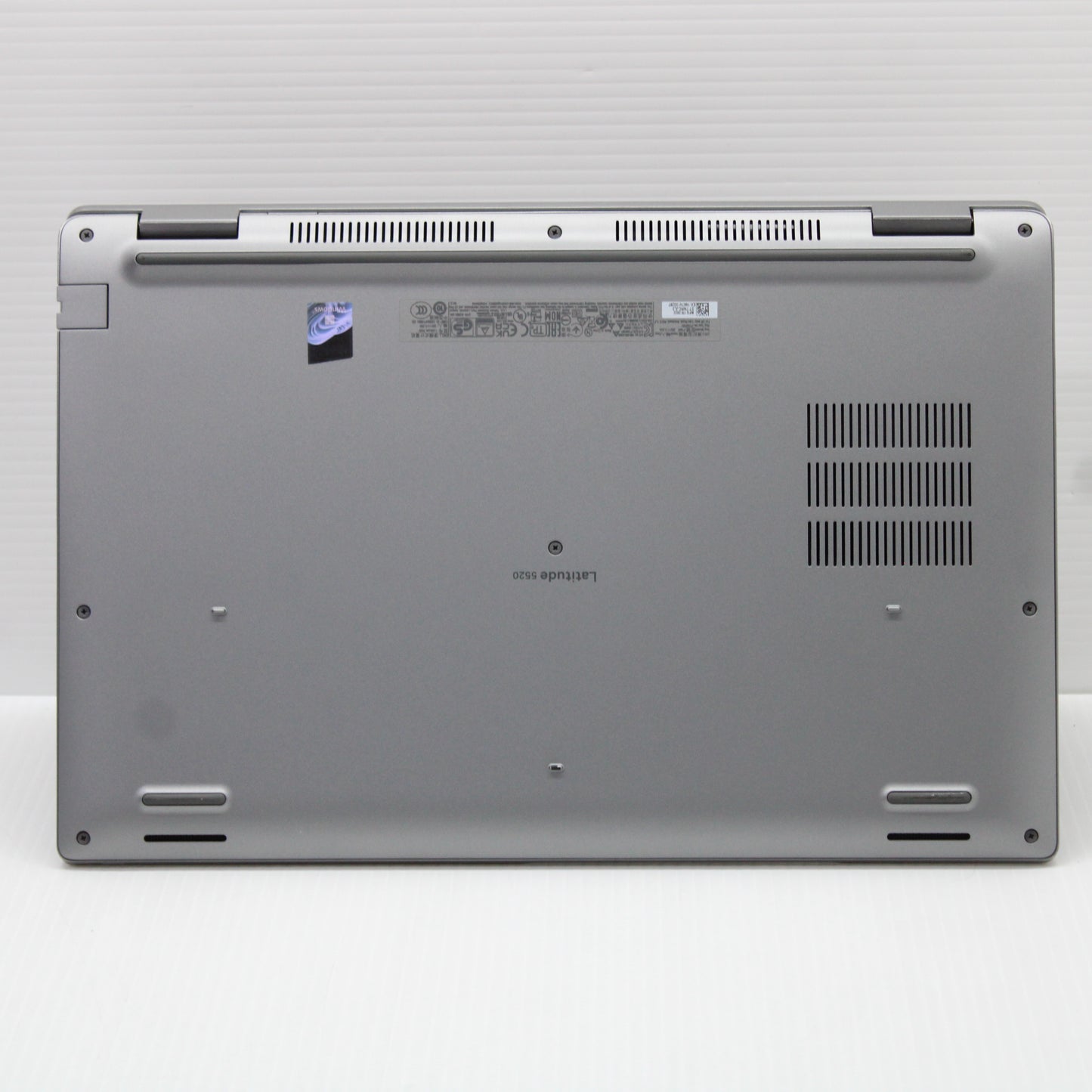 Dell Latitude i5 Laptop 5520 15.6 in 8GB RAM 256GB NVMe Intel 1135G7 Windows 11
