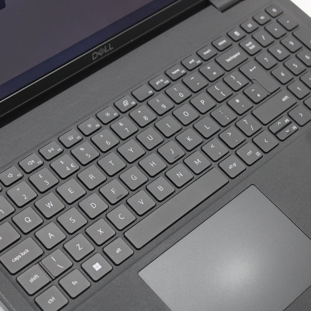 Dell Latitude i5 Laptop 3520 15.6 in 8GB RAM 256GB NVMe Intel 1135G7 Windows 11