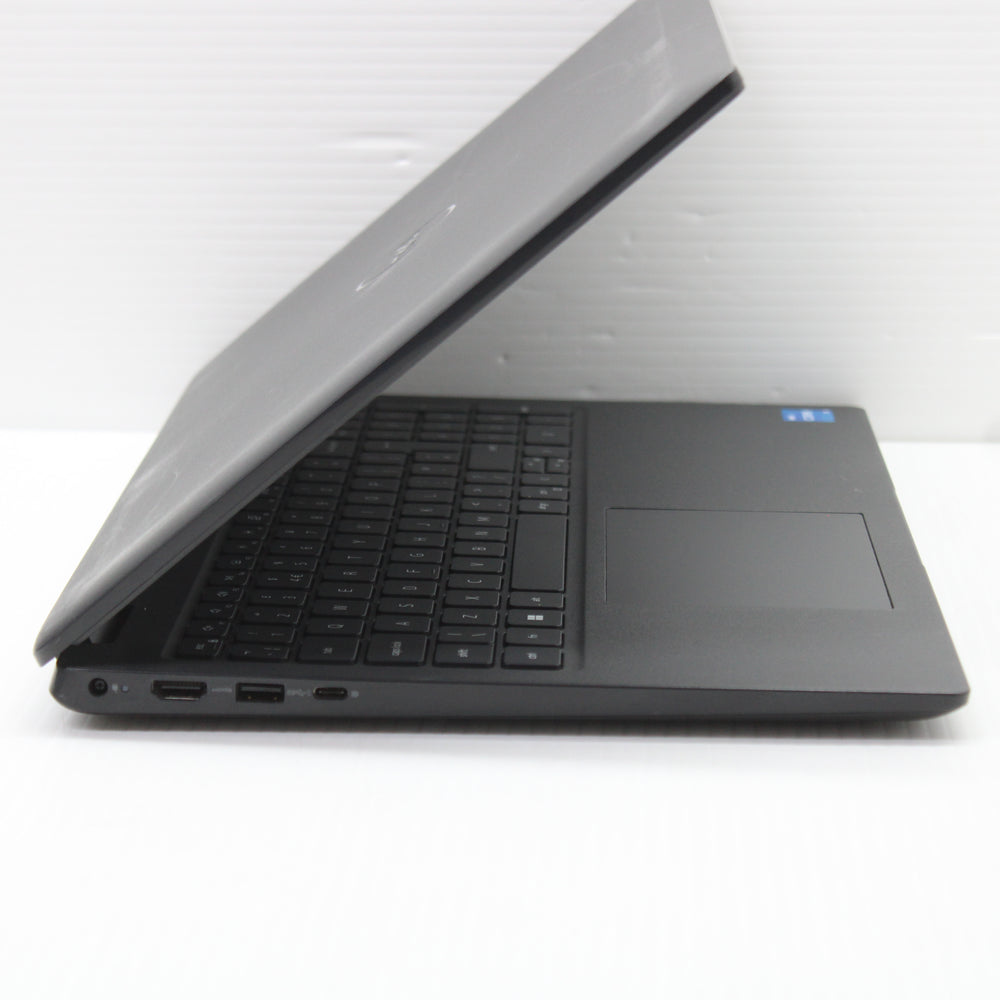 Dell Latitude i5 Laptop 3520 15.6 in 8GB RAM 256GB NVMe Intel 1135G7 Windows 11