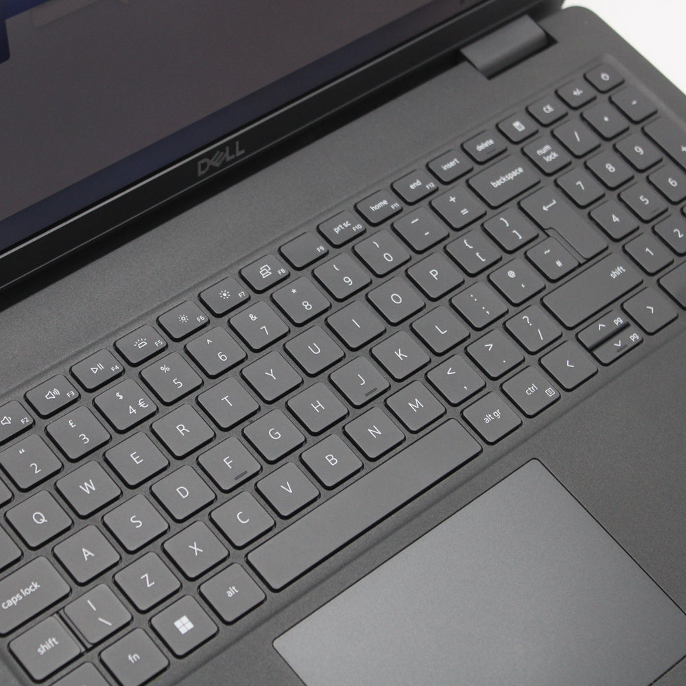 Dell Latitude i5 Laptop 3520 15.6 in 8GB RAM 256GB NVMe Intel 1135G7 Windows 11