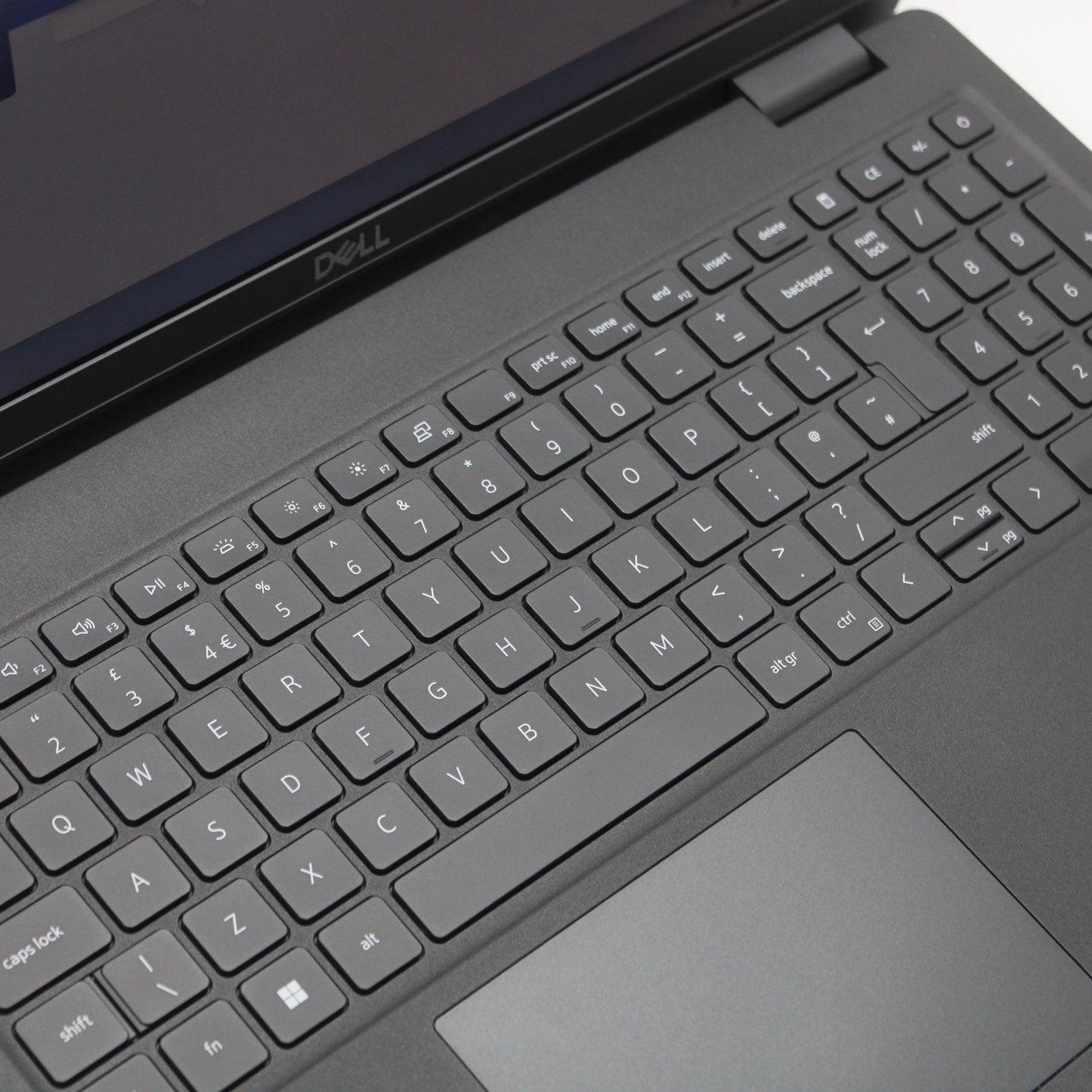 Dell Latitude i5 Laptop 3520 15.6 in 8GB RAM 256GB NVMe Intel 1135G7 Windows 11