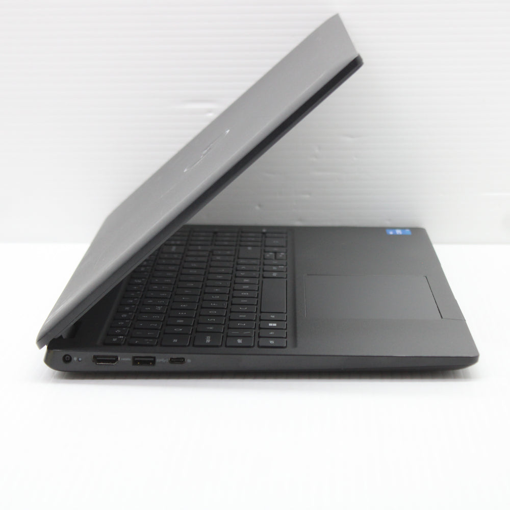 Dell Latitude i5 Laptop 3520 15.6 in 8GB RAM 256GB NVMe Intel 1135G7 Windows 11