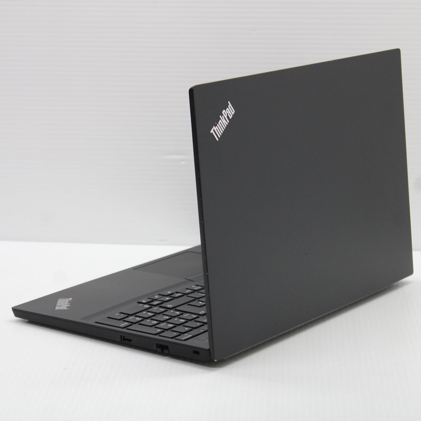 Lenovo ThinkPad i5 Laptop E15 15.6 in 8GB RAM 256GB NVMe Intel 10210U Windows 11