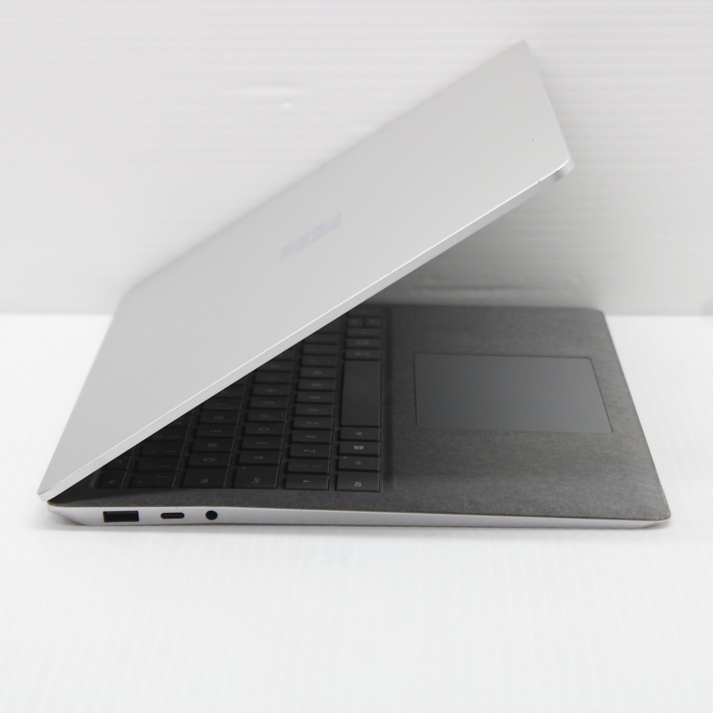 Microsoft Surface i7 Laptop 3 13.5 inch 16GB DDR4 RAM 256GB NVMe Intel 1065G7