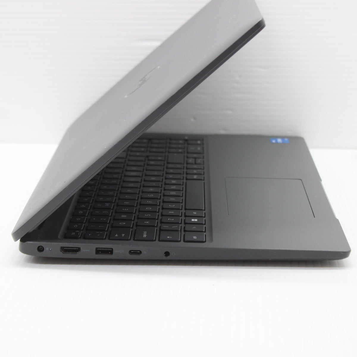 Dell Latitude i5 Laptop 3540 15.6 in 8GB RAM 256GB NVMe Inte refurbished – photo 9