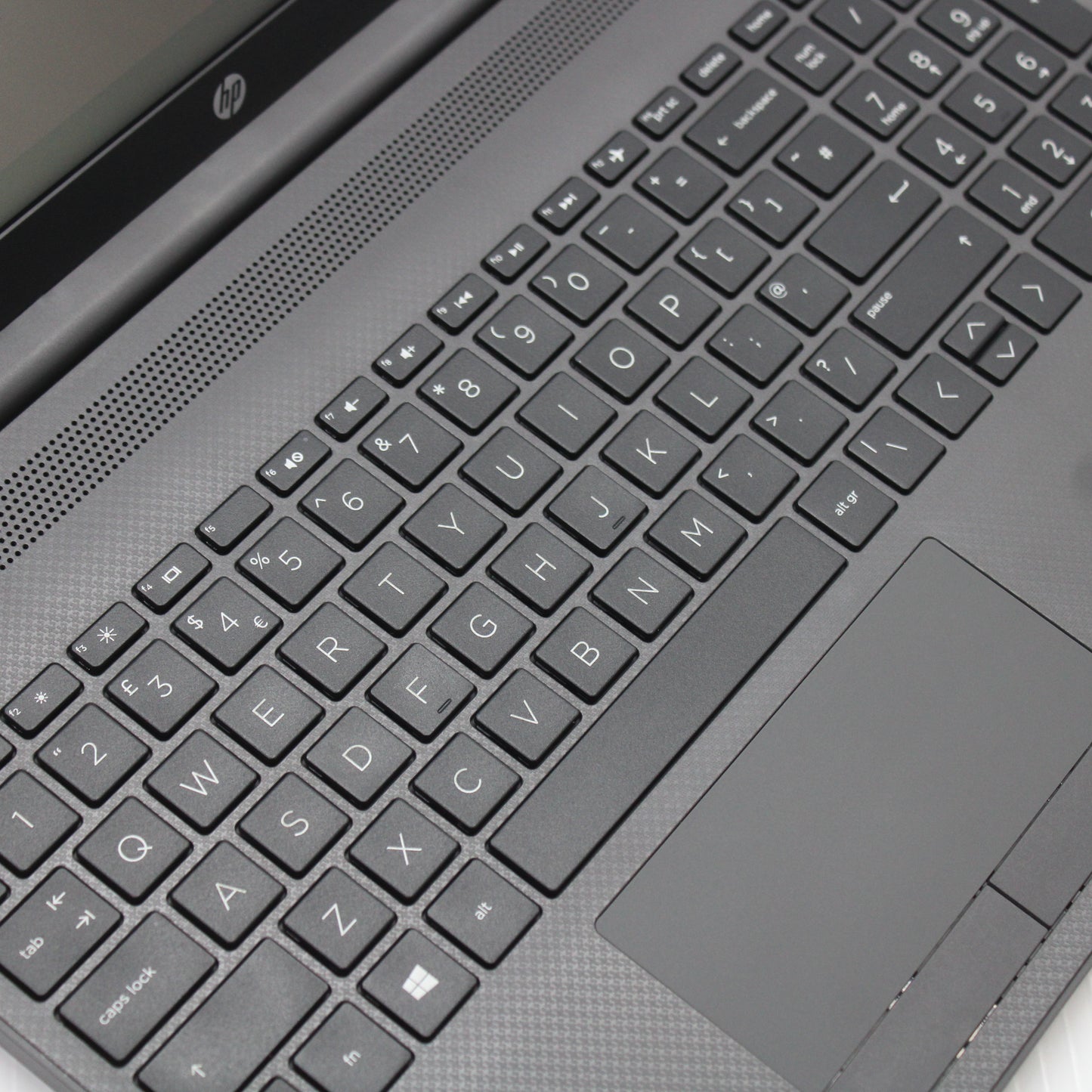 HP NoteBook Ryzen 5 Laptop 255 G8 15 in 8GB RAM 256GB NVMe AMD 3500U Windows 11