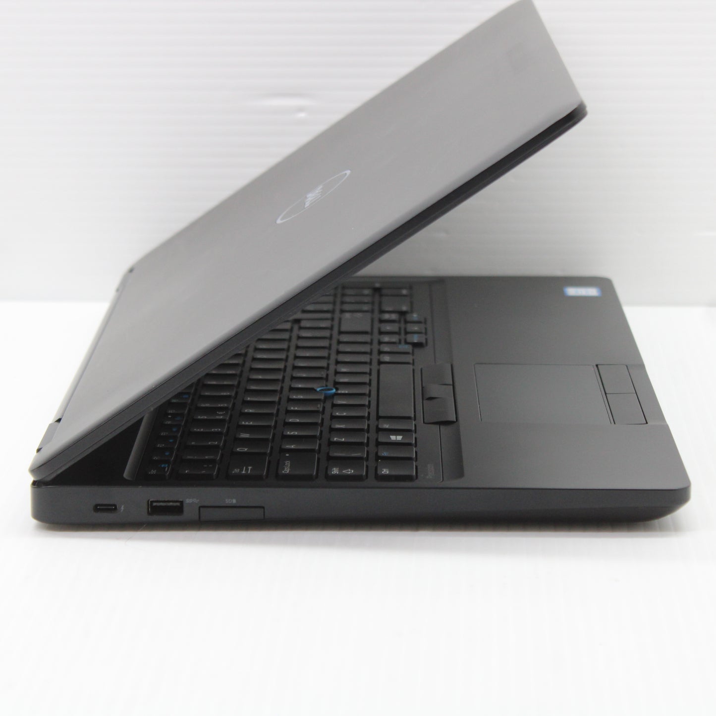 Dell Precision i7 Laptop 3520 15 in 16GB RAM 512GB NVMe Intel 6820HQ Windows 11