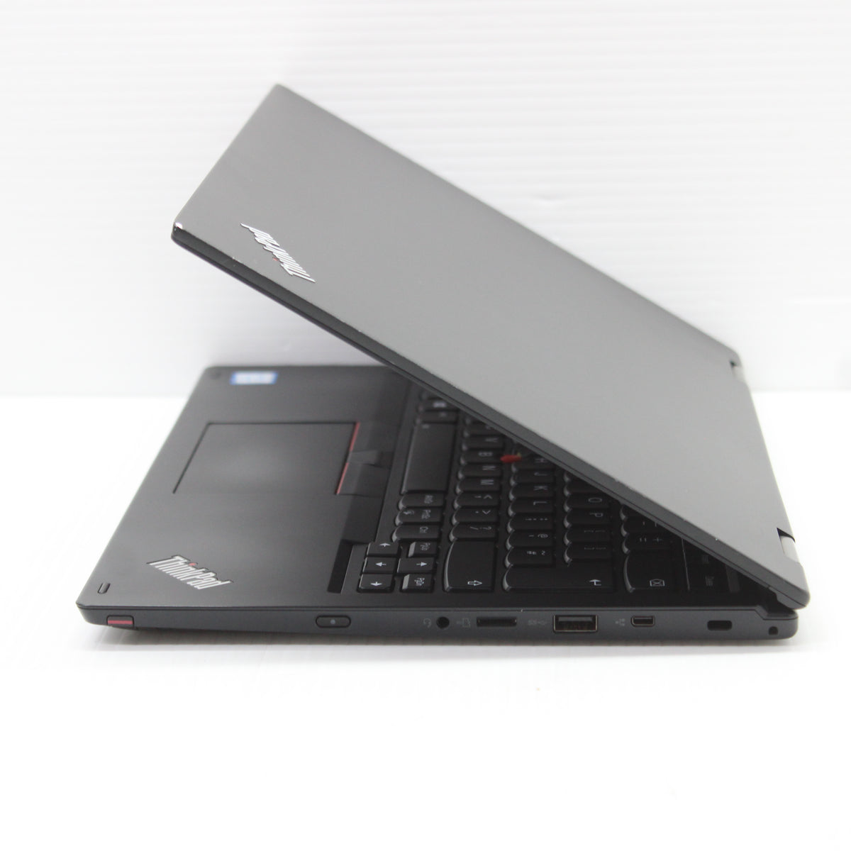 Lenovo ThinkPad i7 L390 Yoga 2 in 1 Touch 13 in 16GB RAM 512GB NVMe Intel 8565U