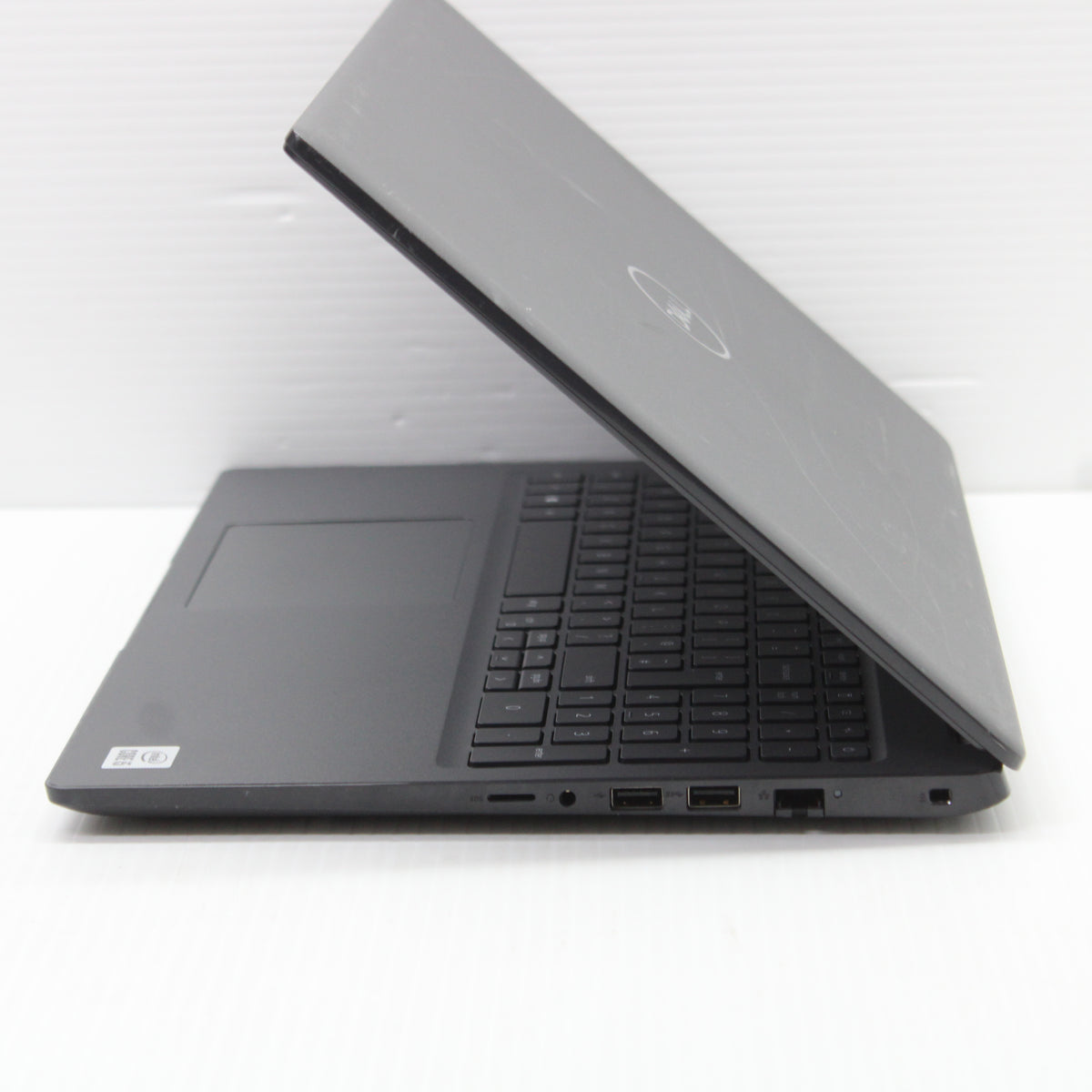 Dell Latitude i5 Laptop 15.6 in 3510 8GB RAM 256GB NVMe Intel 10210U Windows 11