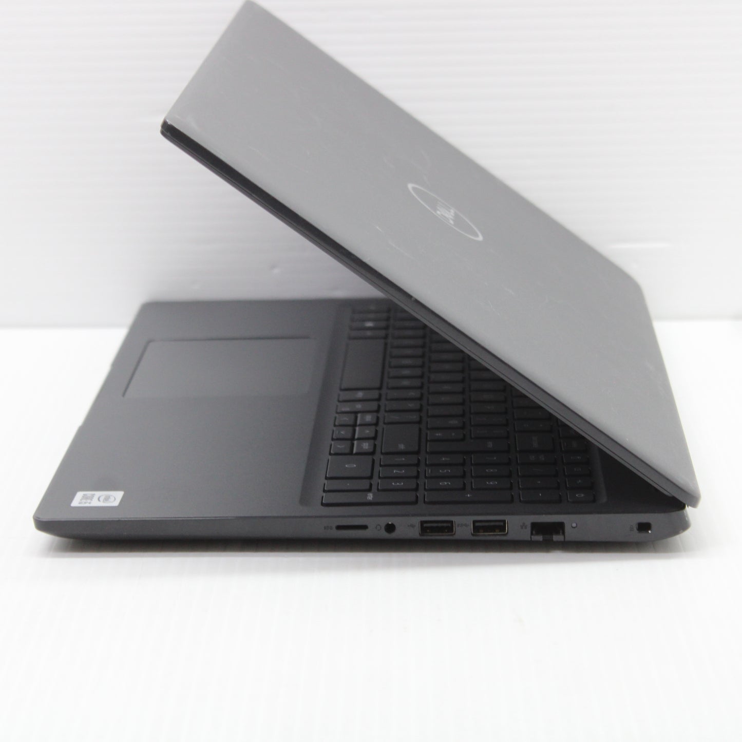 Dell Latitude i5 Laptop 15.6 in 3510 8GB RAM 256GB NVMe Intel 10210U Windows 11