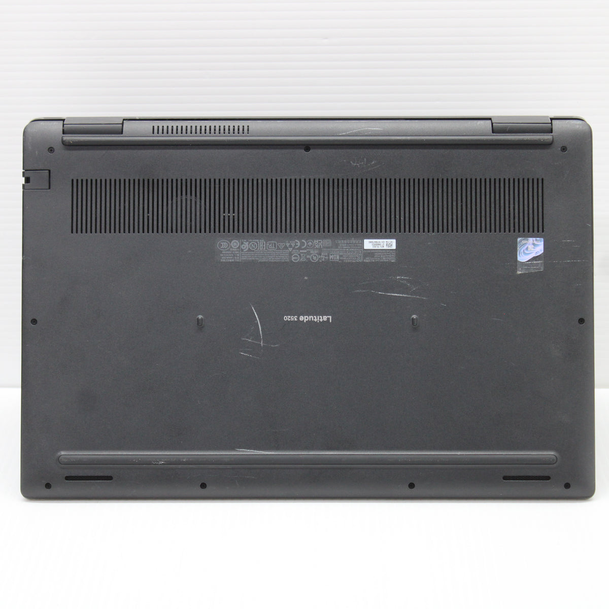 Dell Latitude i5 Laptop 3520 15.6 in 8GB RAM 256GB NVMe Intel 1135G7 Windows 11