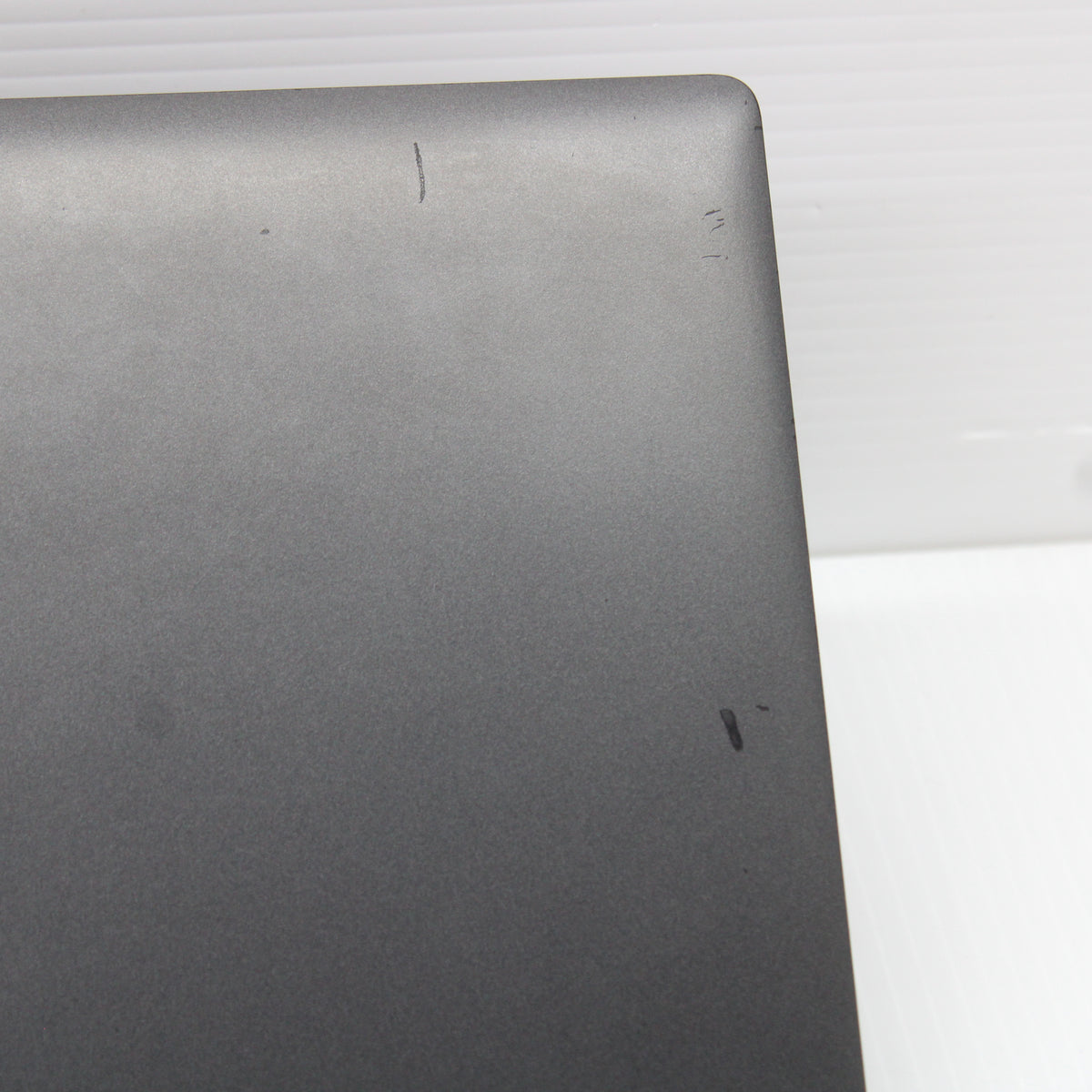 Dell Latitude i5 Laptop 5300 13.3 in 8GB RAM 256GB NVMe Intel 8365U Windows 11
