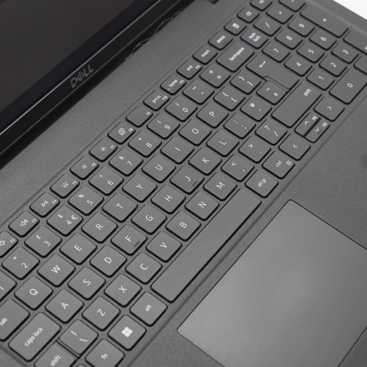 Dell Latitude i5 Laptop 3520 15.6 in 8GB RAM 256GB NVMe Intel 1135G7 Windows 11