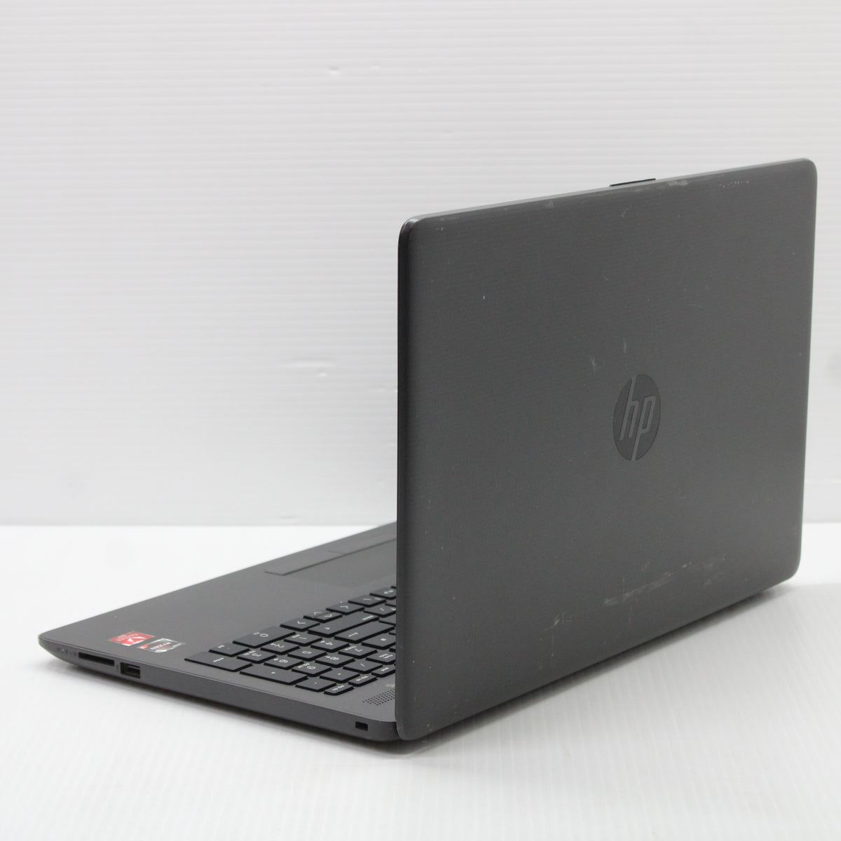 HP NoteBook 255 G7 15.6 inch 8GB RAM 256GB SSD AMD Ryzen 3 2200U Windows 11