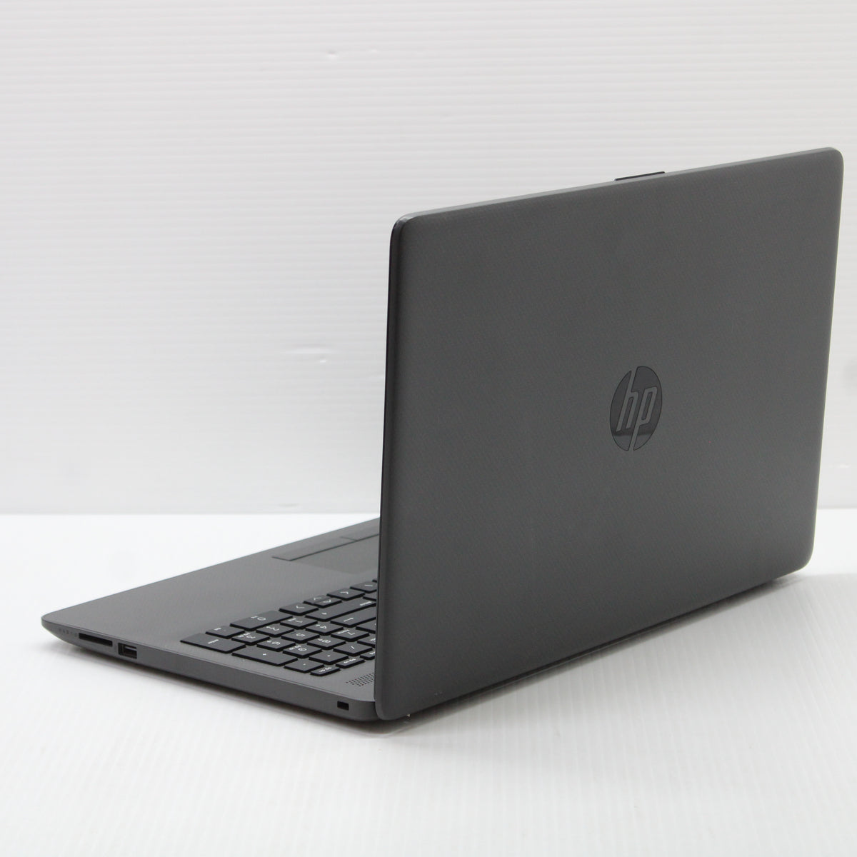 HP NoteBook 255 G7 15.6 inch 8GB RAM 256GB SSD AMD Ryzen 3 2200U Windows 11