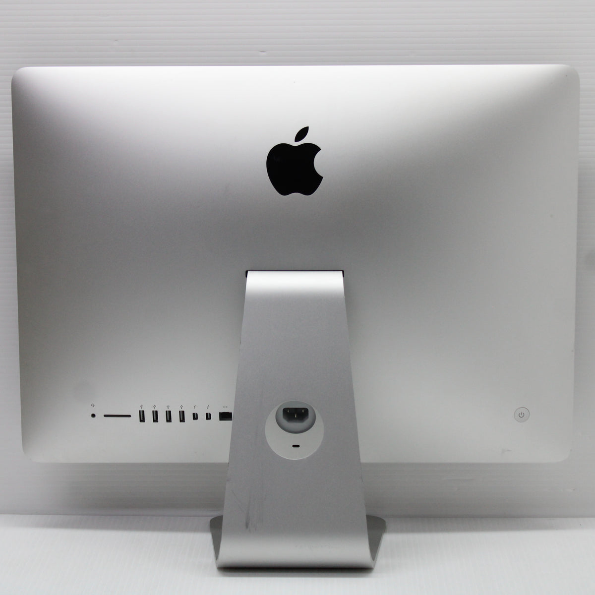 Apple iMac i5 (21.5-inch, 2015) 8GB RAM 256GB SSD Intel 5575R macOS Monterey