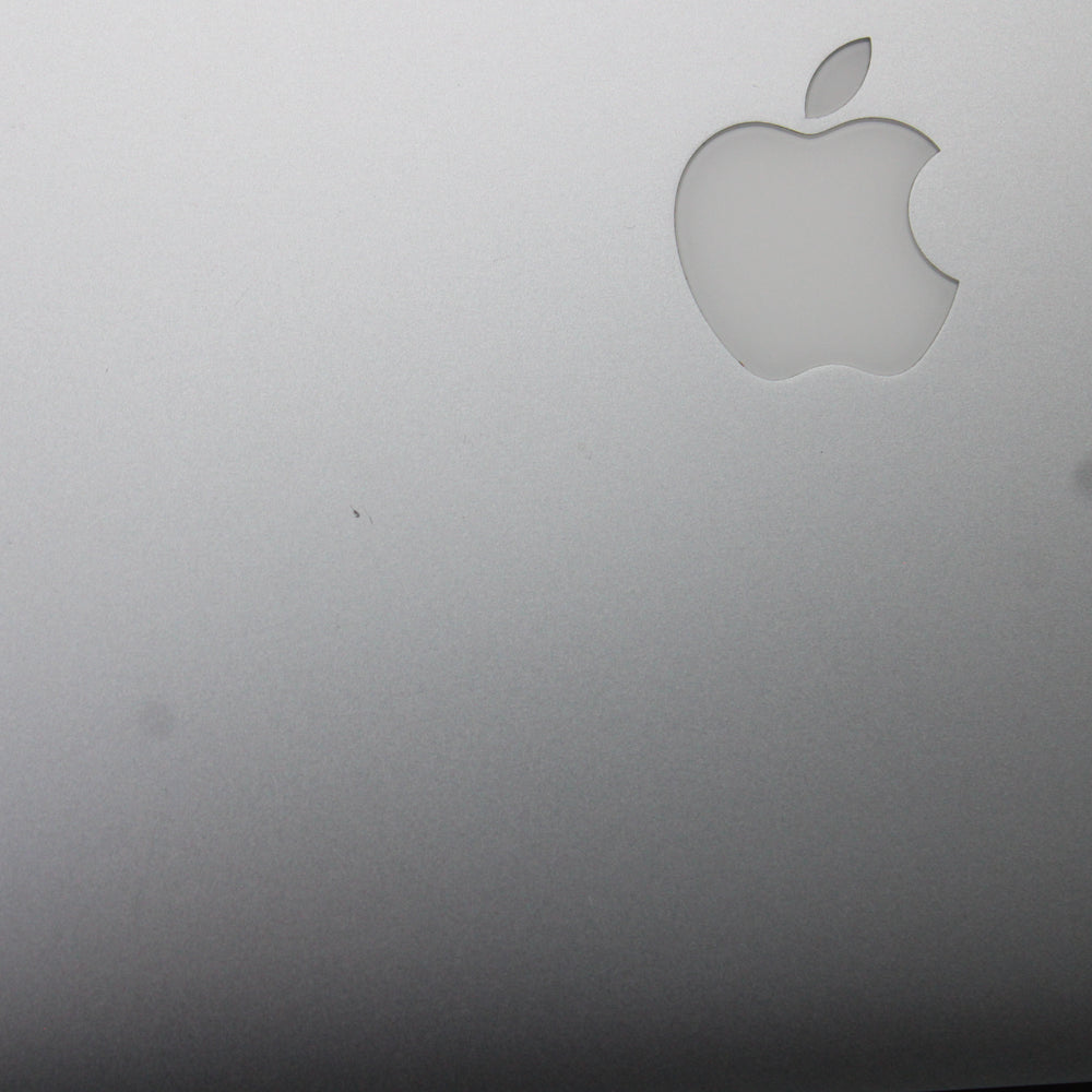 Apple MacBook Air i5 (13-in, 2015) 4GB RAM 128GB SSD Intel 5250U macOS Monterey