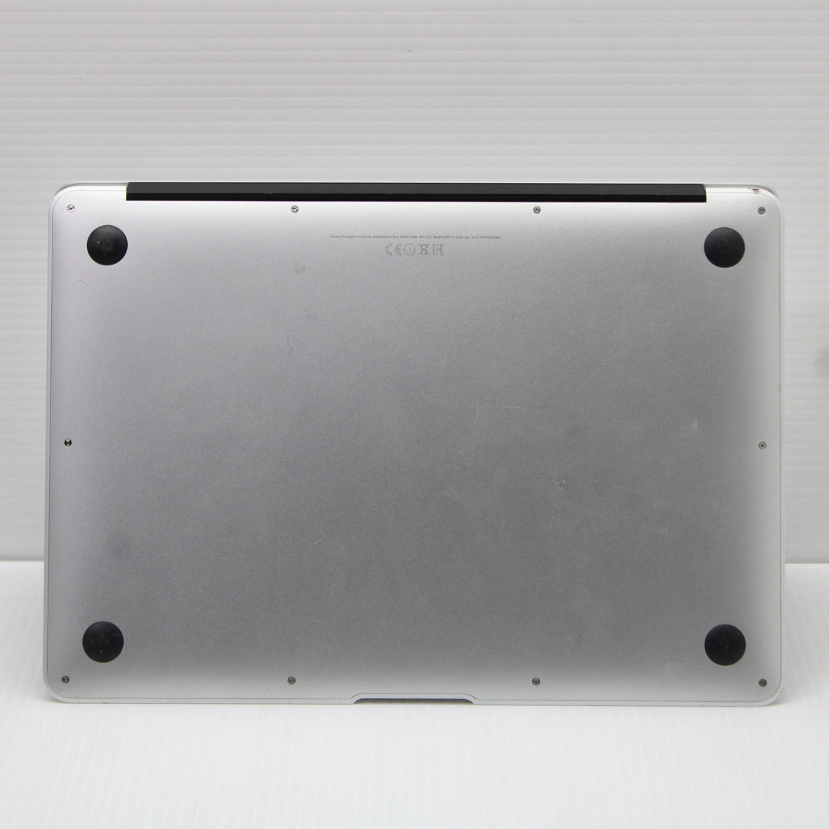 Apple MacBook Air i5 (13-in, 2015) 4GB RAM 128GB SSD Intel 5250U macOS Monterey