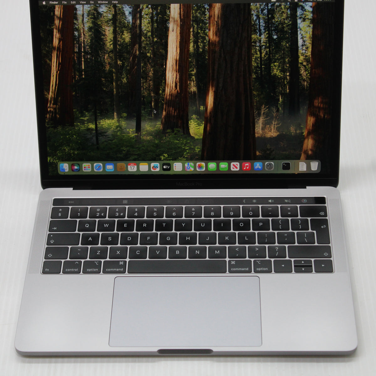 Apple MacBook Pro i7 (13-inch, 2019) 13.3 in 16GB RAM 500GB NVMe macOS Sequoia
