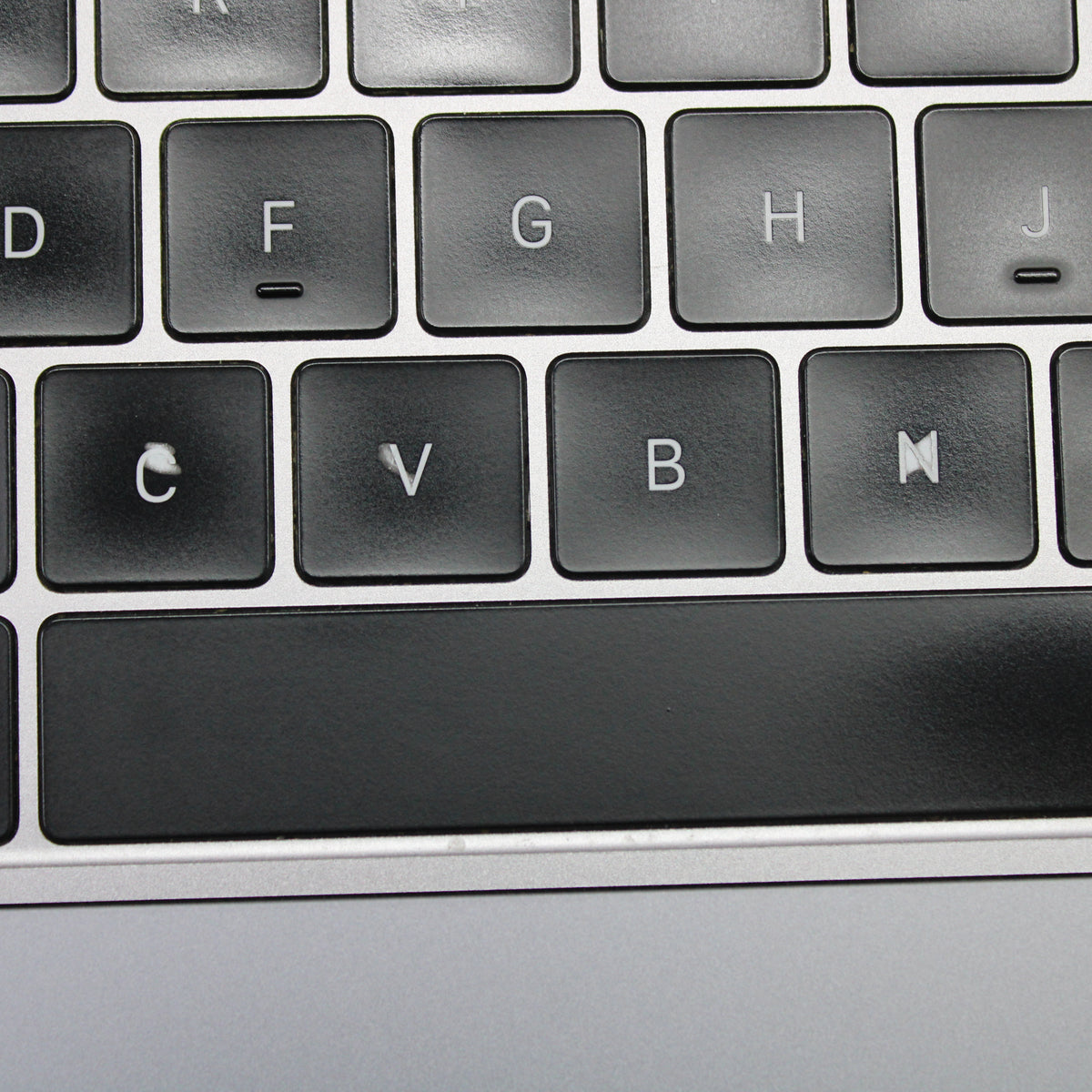 Apple MacBook Pro i7 (13-inch, 2019) 13.3 in 16GB RAM 500GB NVMe macOS Sequoia