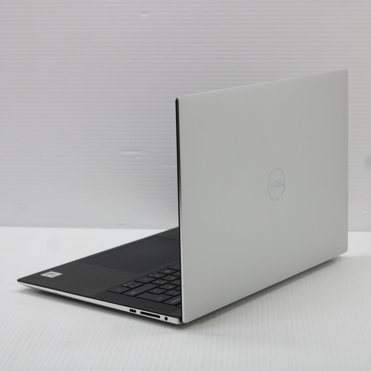 Dell XPS i7 Laptop 9500 15 in 4K Touch 16GB RAM 1TB NVMe Intel 10750H GTX 1650Ti