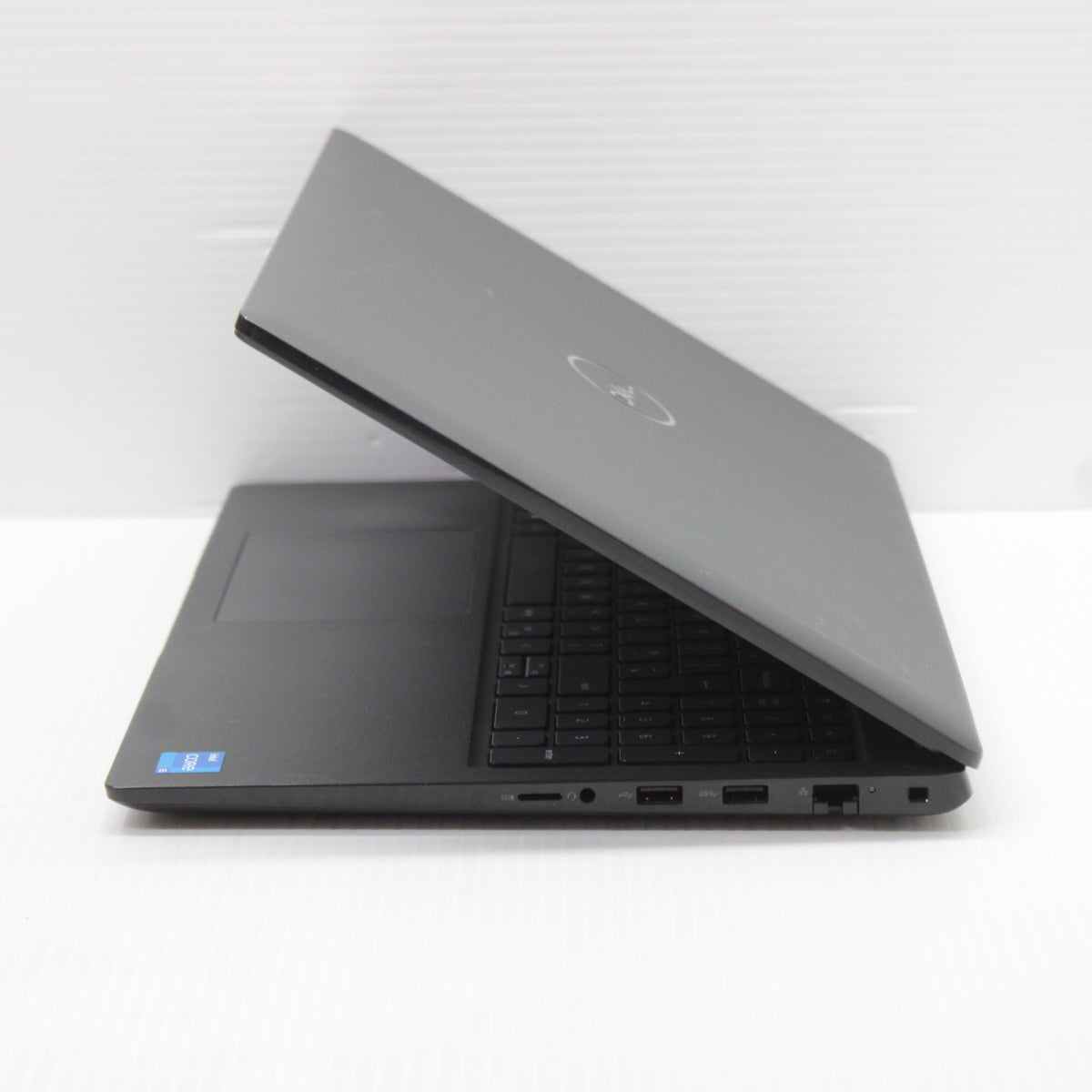 Dell Latitude i5 Laptop 15.6 in 3520 8GB RAM 256GB NVMe Intel 1135G7 Windows 11