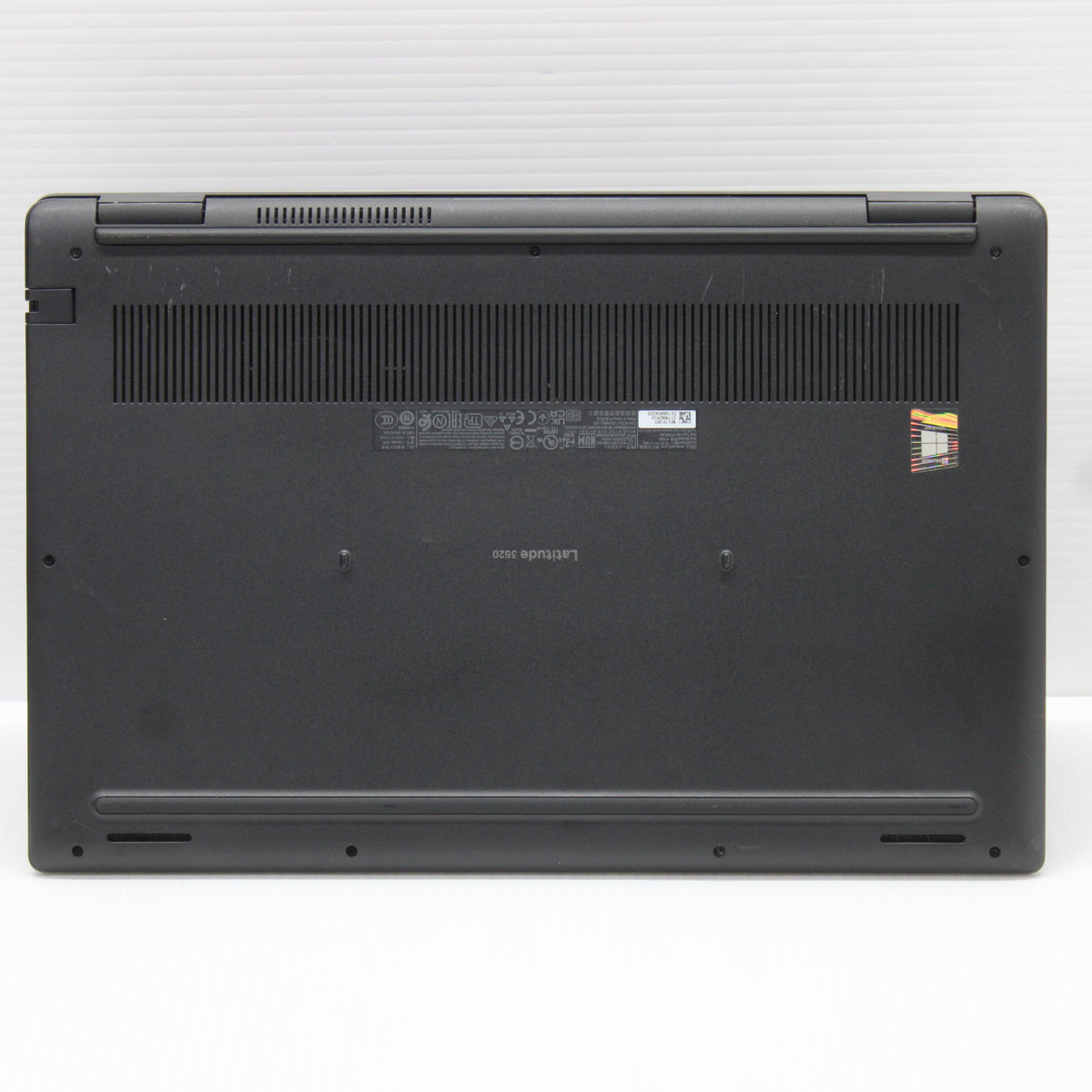 Dell Latitude i5 Laptop 15.6 in 3520 8GB RAM 256GB NVMe Intel 1135G7 Windows 11