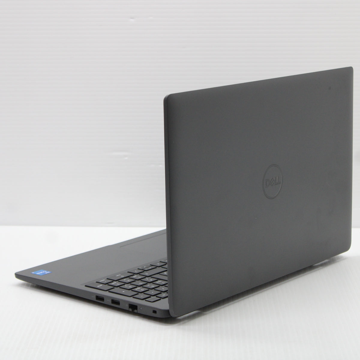 Dell Latitude i5 Laptop 3540 15.6 in 8GB RAM 256GB NVMe Intel 1235U Windows 11