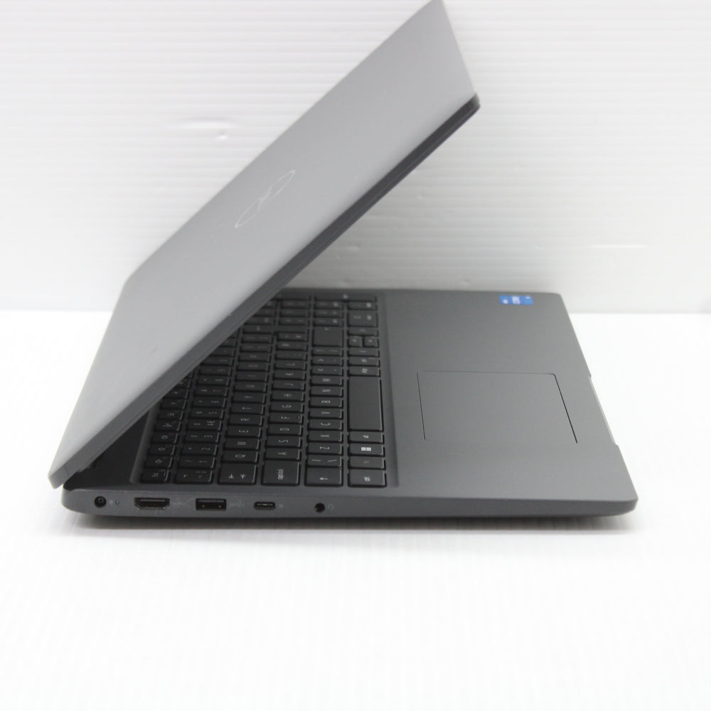 Dell Latitude i5 Laptop 3540 15.6 in 8GB RAM 256GB NVMe Intel 1235U Windows 11