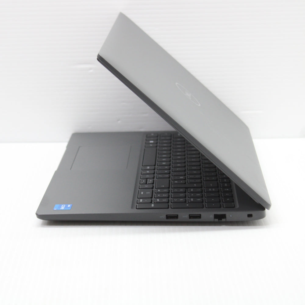 Dell Latitude i5 Laptop 3540 15.6 in 8GB RAM 256GB NVMe Intel 1235U Windows 11