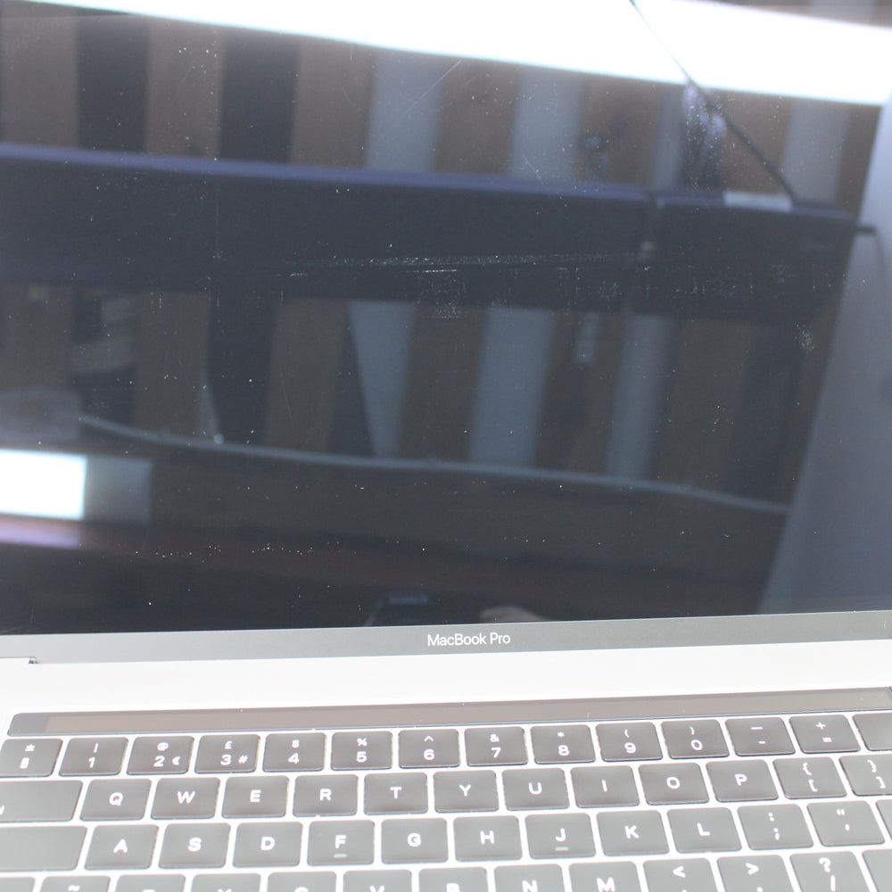 Apple MacBook Pro i9 8950HK (15-inch, 2018) 16GB RAM 500GB NVMe macOS Sequoia