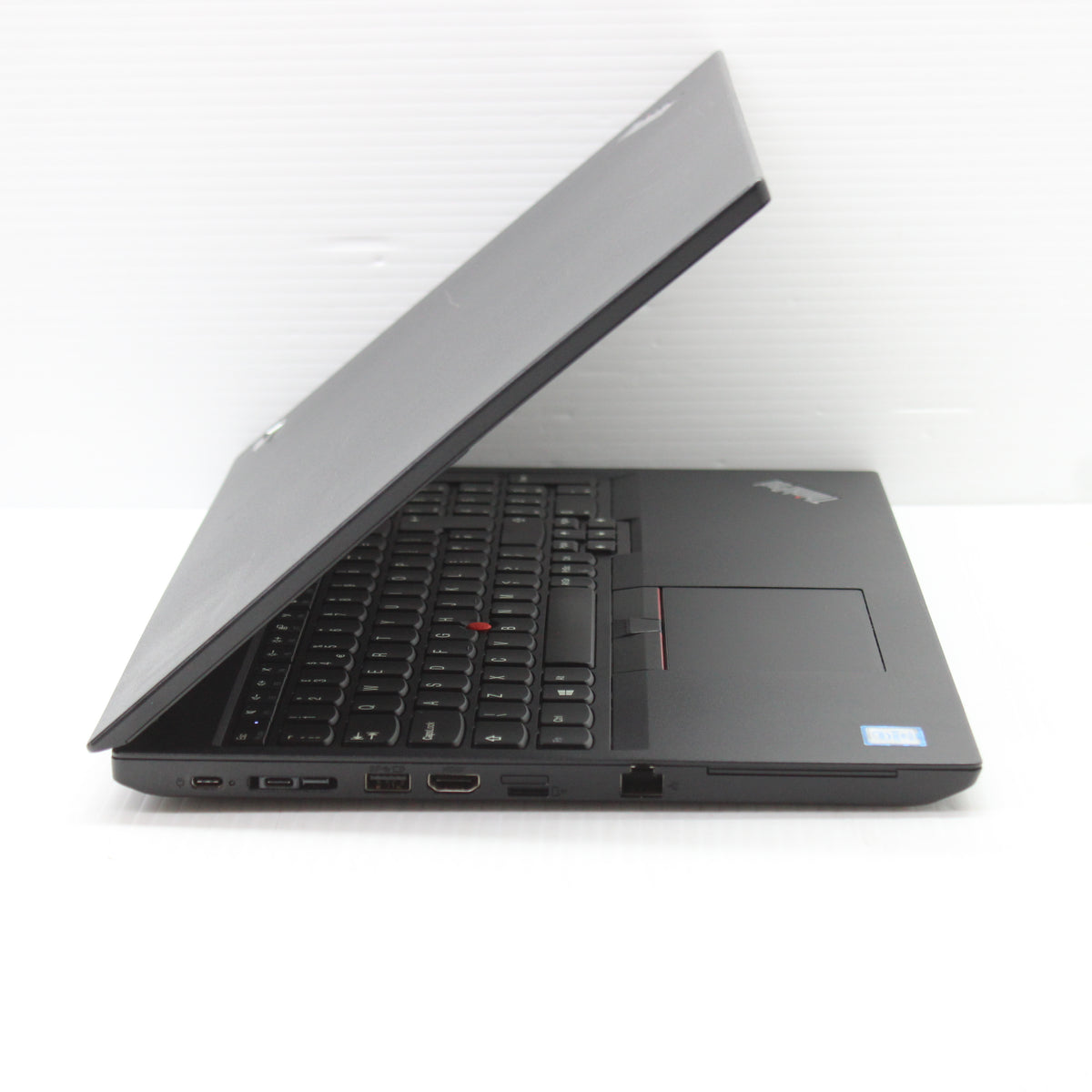 Lenovo ThinkPad i5 Laptop L590 15.6 in 8GB RAM 256GB NVMe Intel 8365U Windows 11