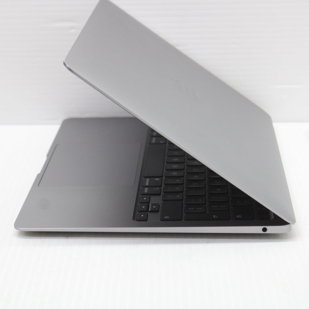 Apple MacBook Air (M1, 2020) 13.3 in 16GB RAM 500GB NVMe SSD macOS Golden Gate