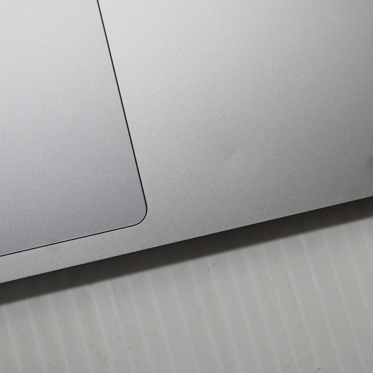 Apple MacBook Pro i7 (16-in, 2019) 16 GB RAM 500GB NVMe Intel 9750H macOS Tahoe