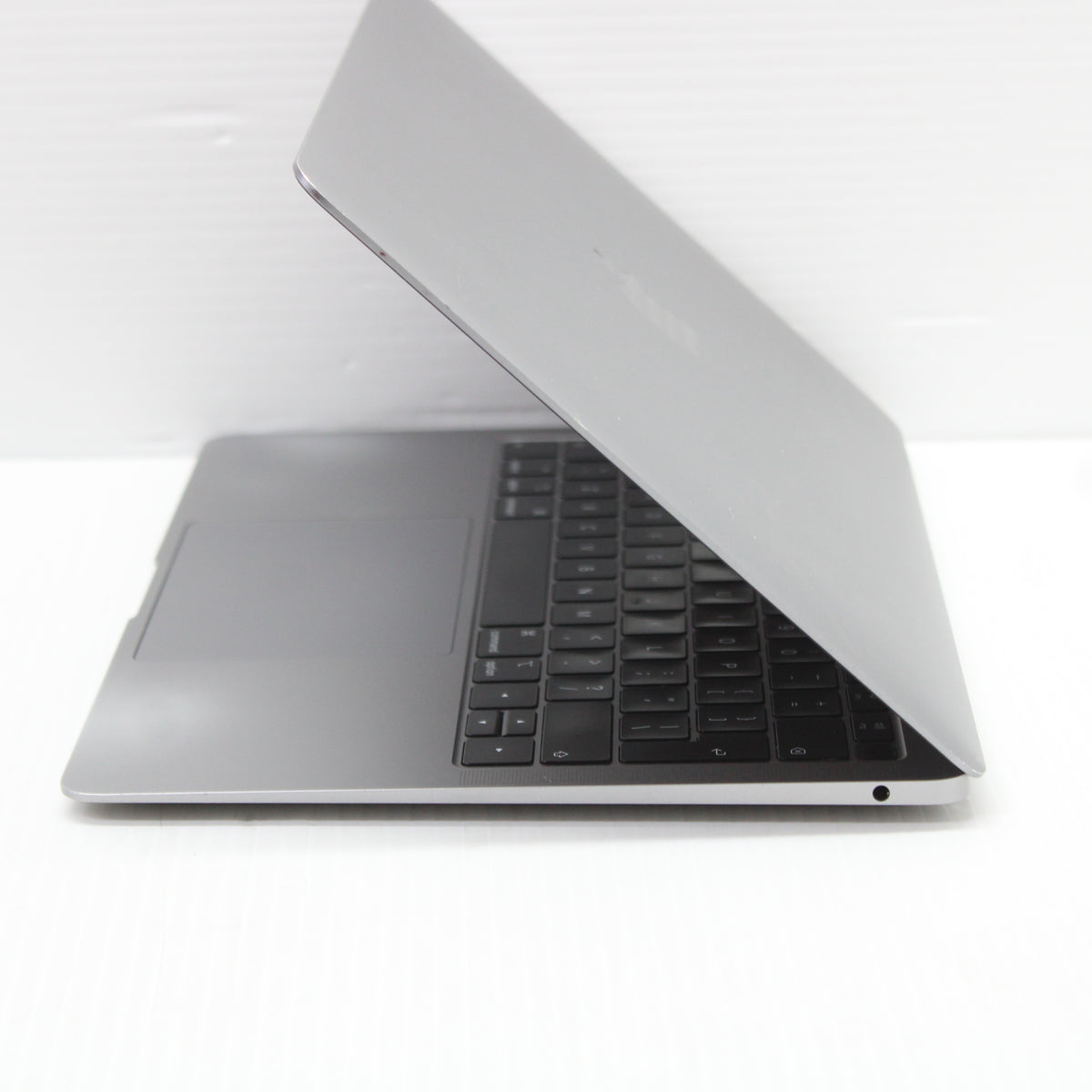Apple MacBook Air i5 (Retina, 13-inch, 2019) 16GB RAM Intel 8210Y macOS Sonoma