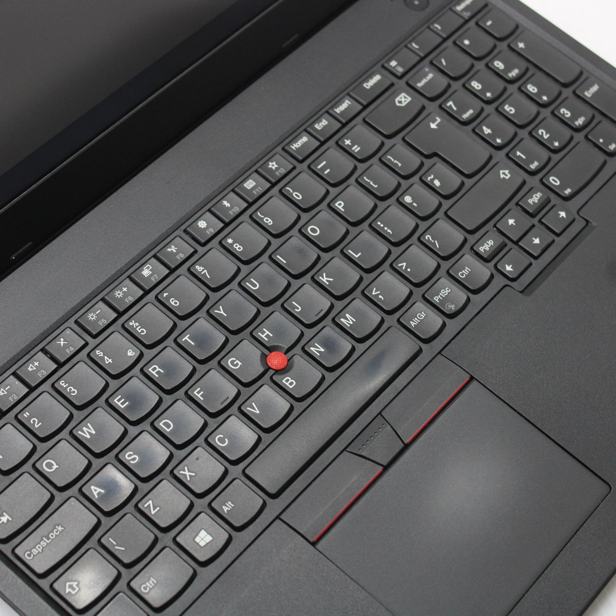 Lenovo ThinkPad i5 Laptop L590 15.6 in 8GB RAM 256GB NVMe Intel 8365U Windows 11